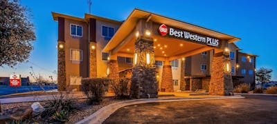 Best Western Plus Seminole Hotel & Suites