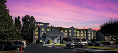 Best Western Plus Mountain View Auburn Inn