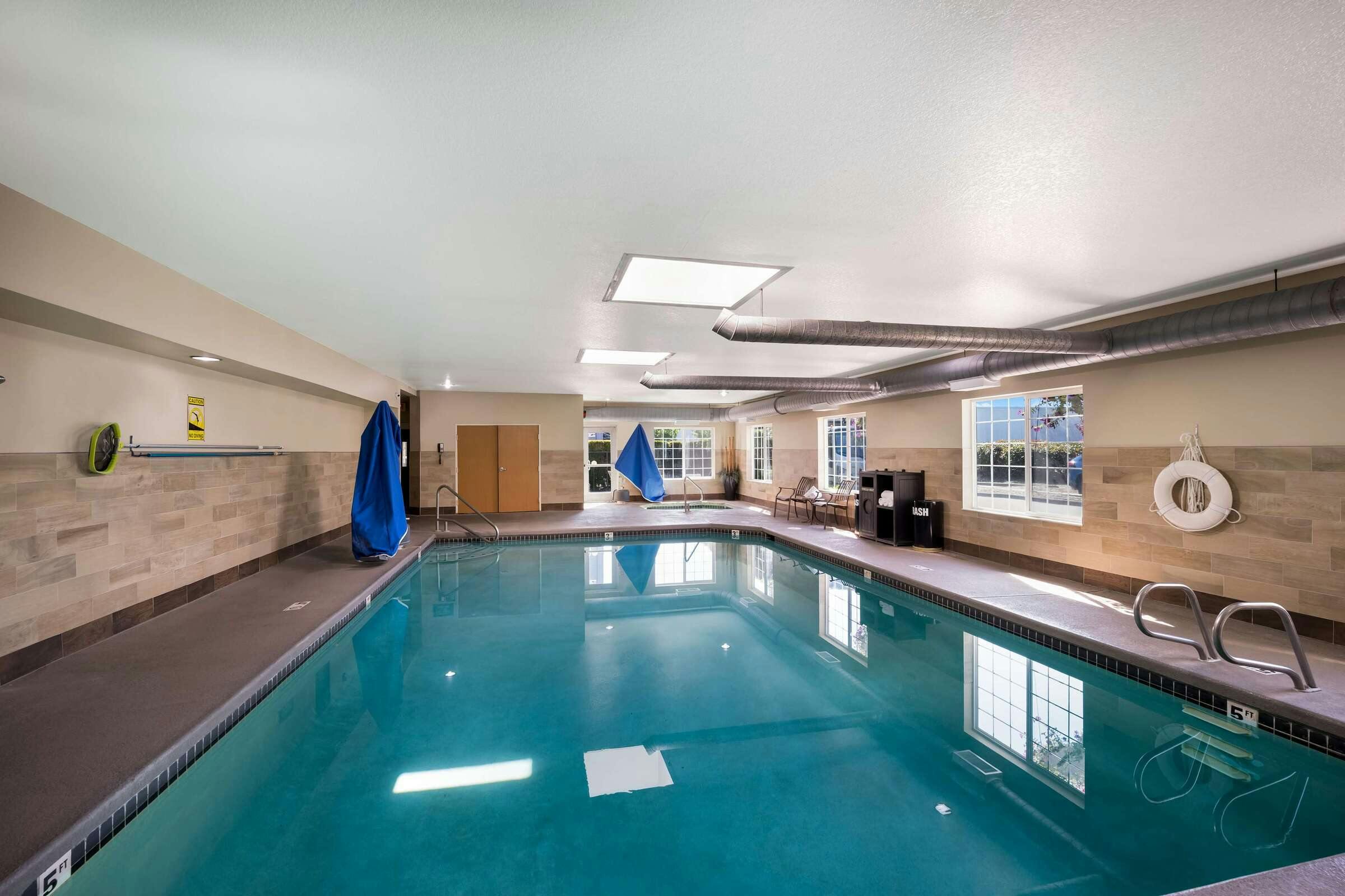 Hotel Best Western Plus Mountain View Auburn Inn photo 4