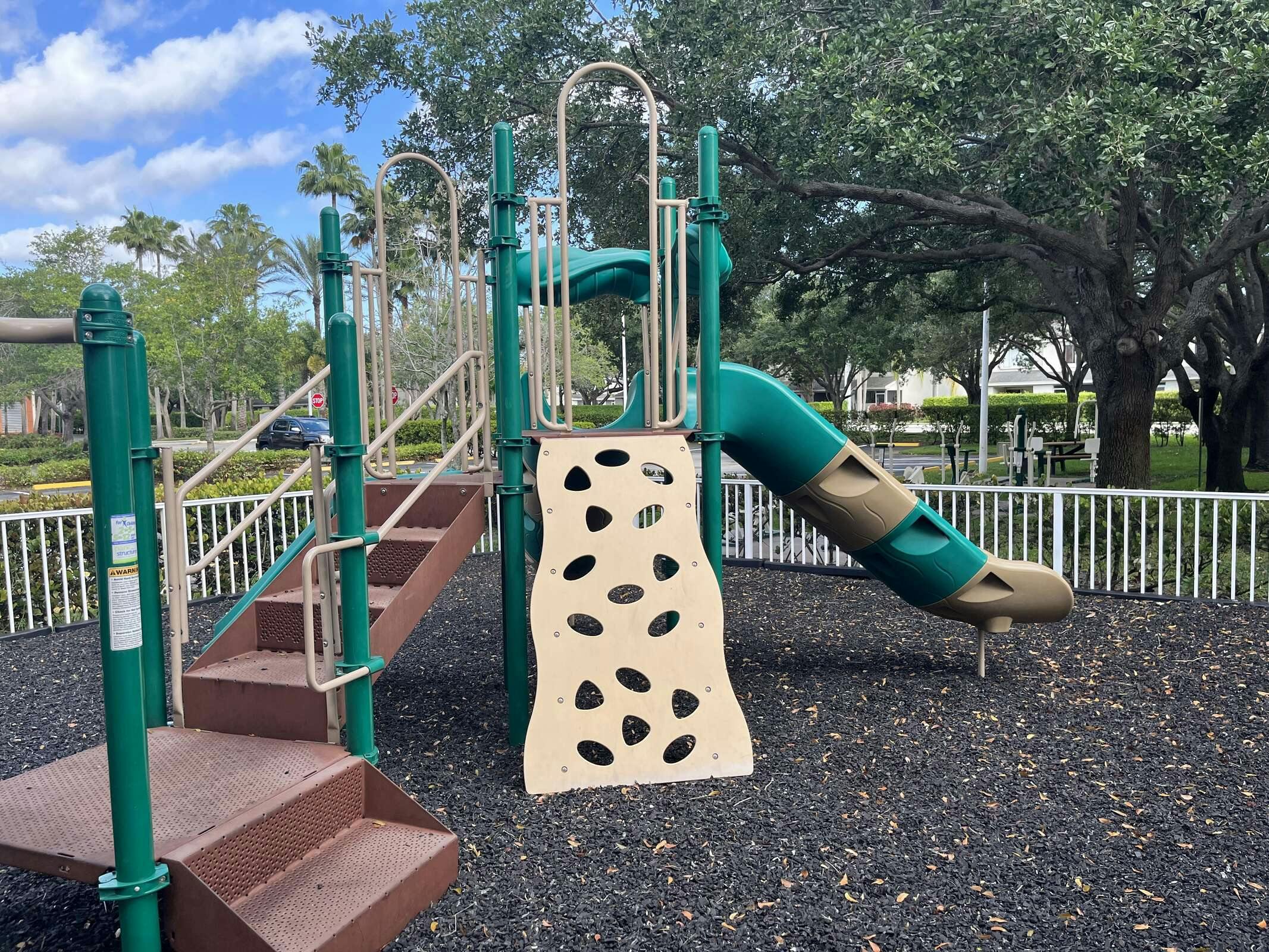 Hotel Vacation Village at Bonaventure photo 5