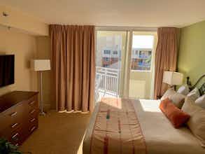 Hotel Vacation Village at Bonaventure photo 2