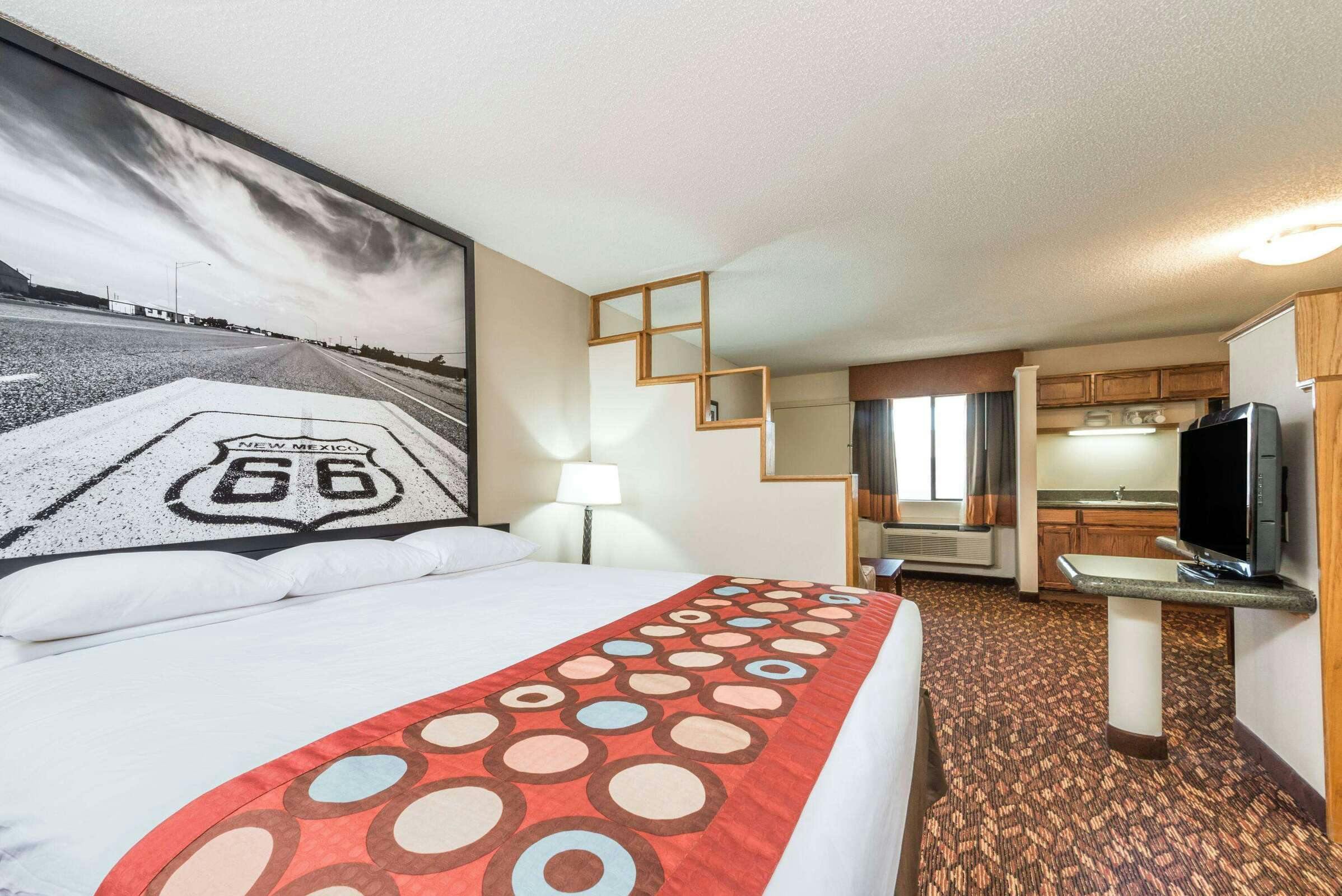 Hotel Super 8 by Wyndham Clovis photo 4