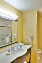 Hotel Hampton Inn and Suites West Sacramento photo 3