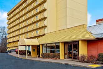 Hotel La Quinta Inn Ste Stamford NYC photo 2