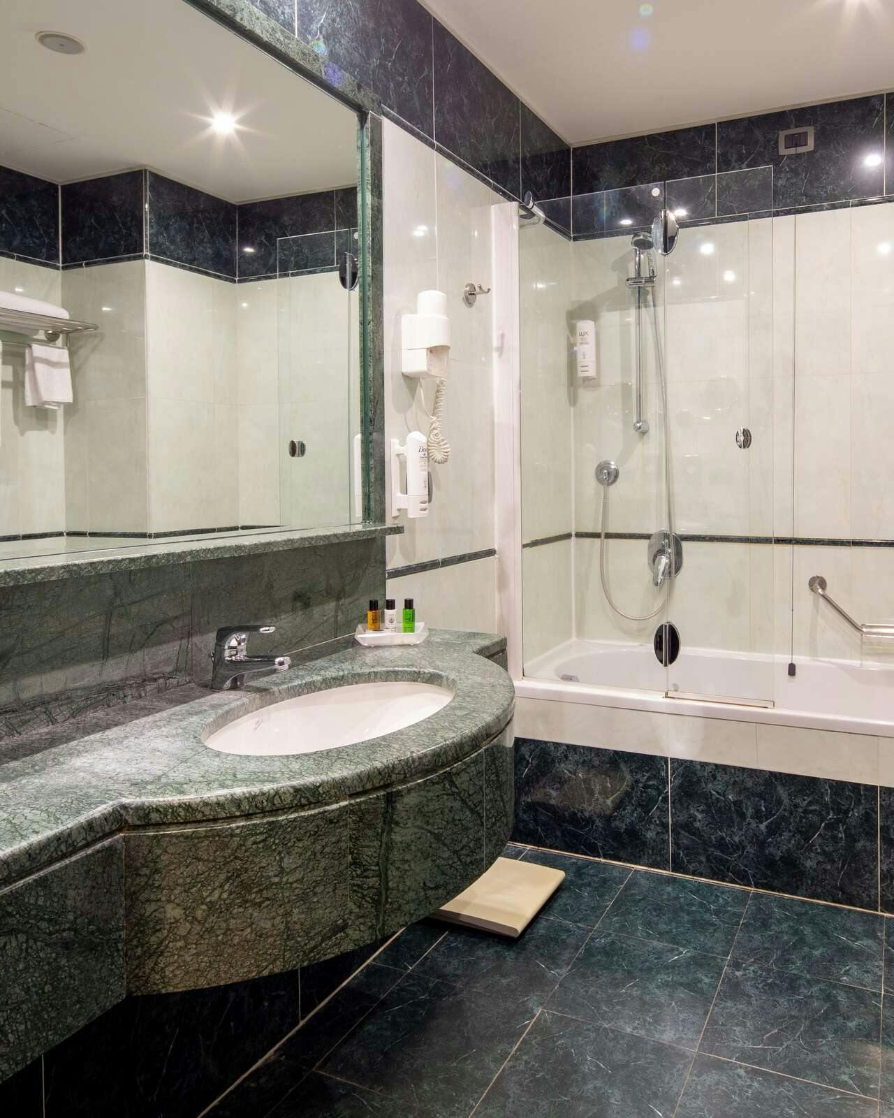 Hotel Holiday Inn Turin - Corso Francia photo 2