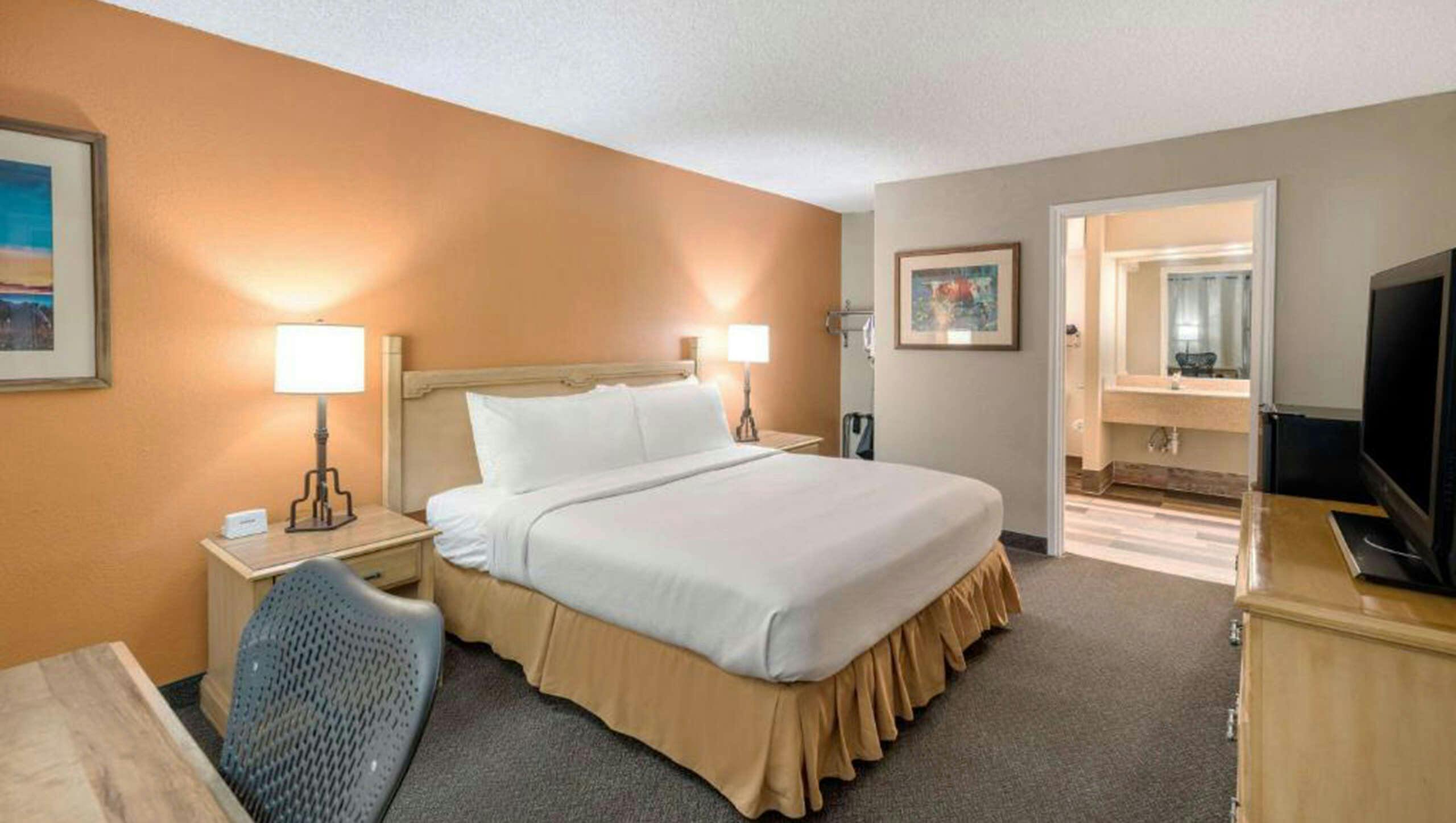 Hotel Pearl on the Concho photo 5