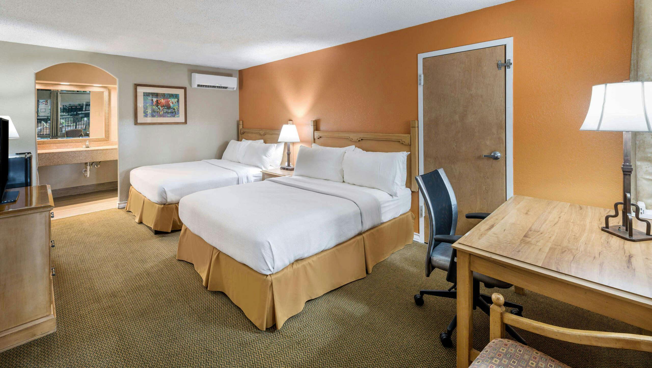 Hotel Pearl on the Concho photo 1