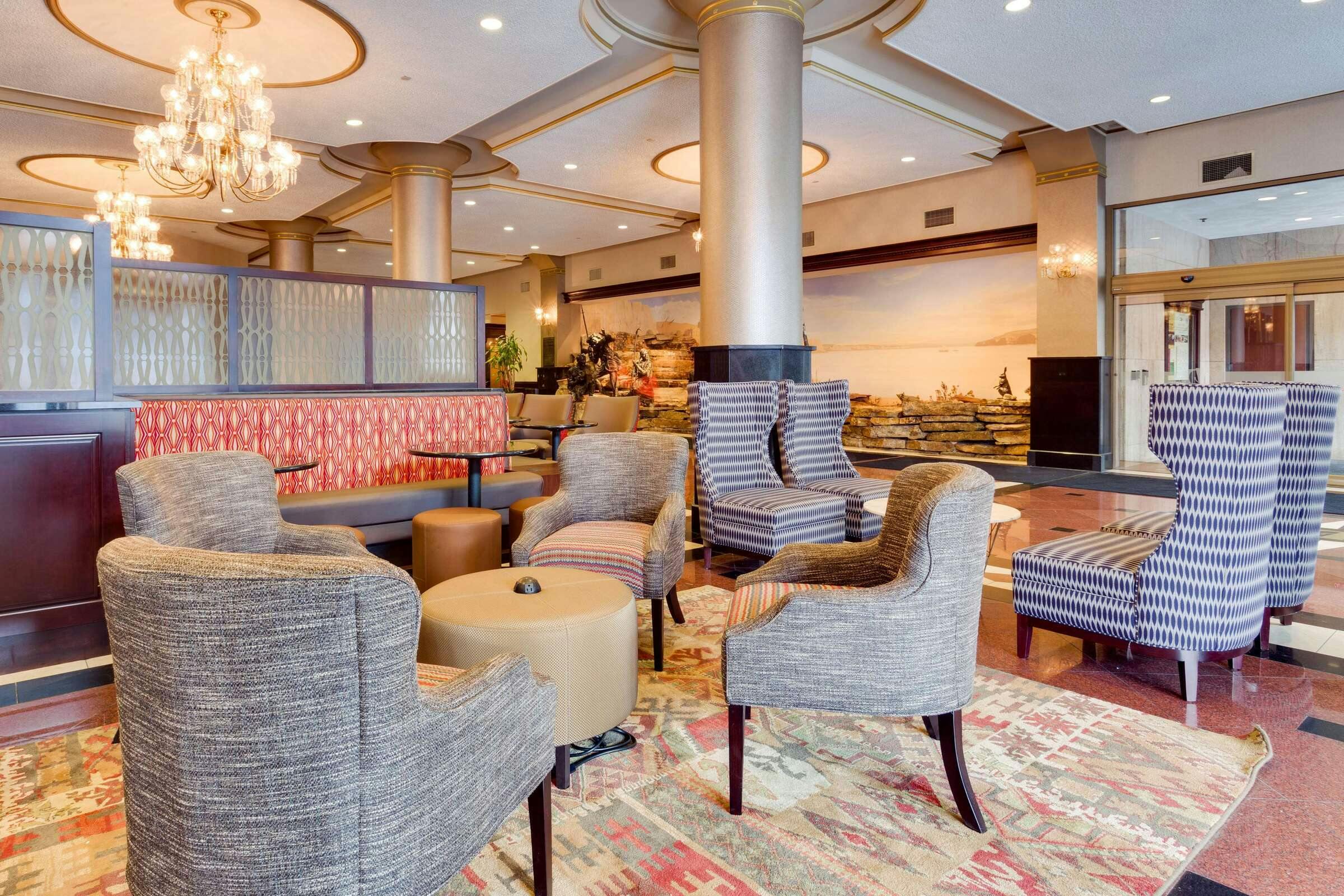 Hotel Drury Plaza Hotel St Louis at the Arch photo 2