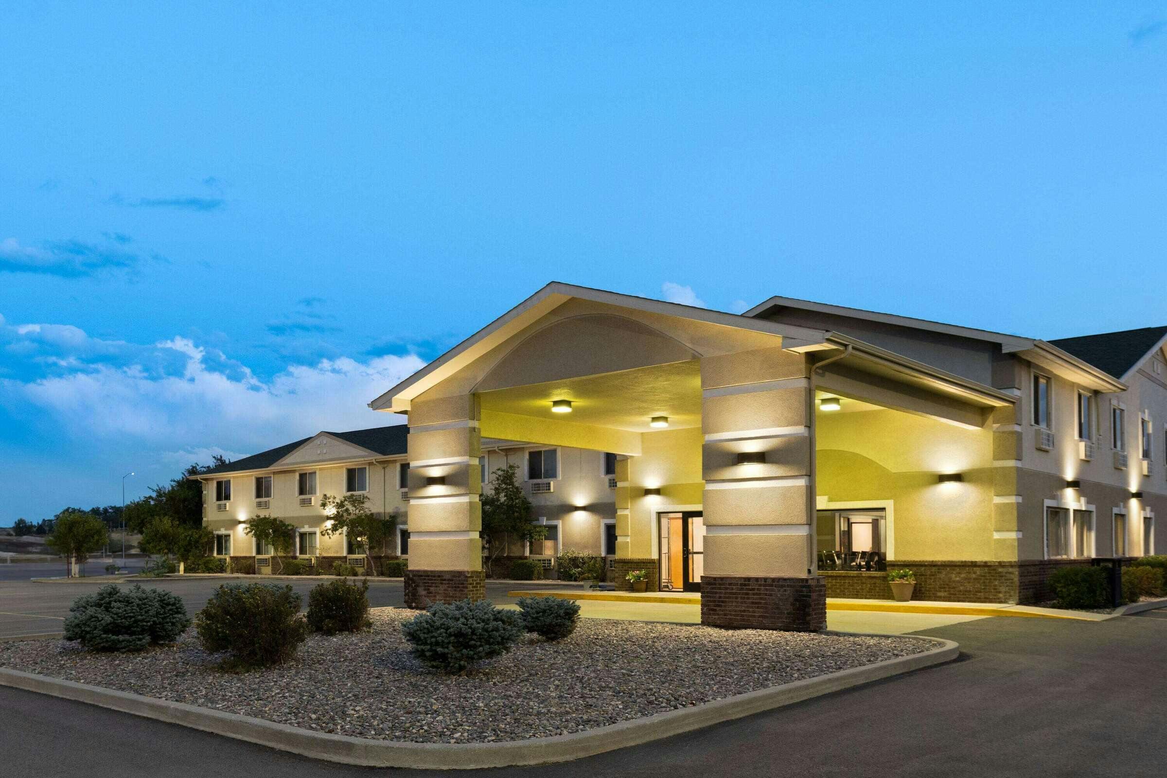 Hotel Super 8 by Wyndham Big Timber photo 3