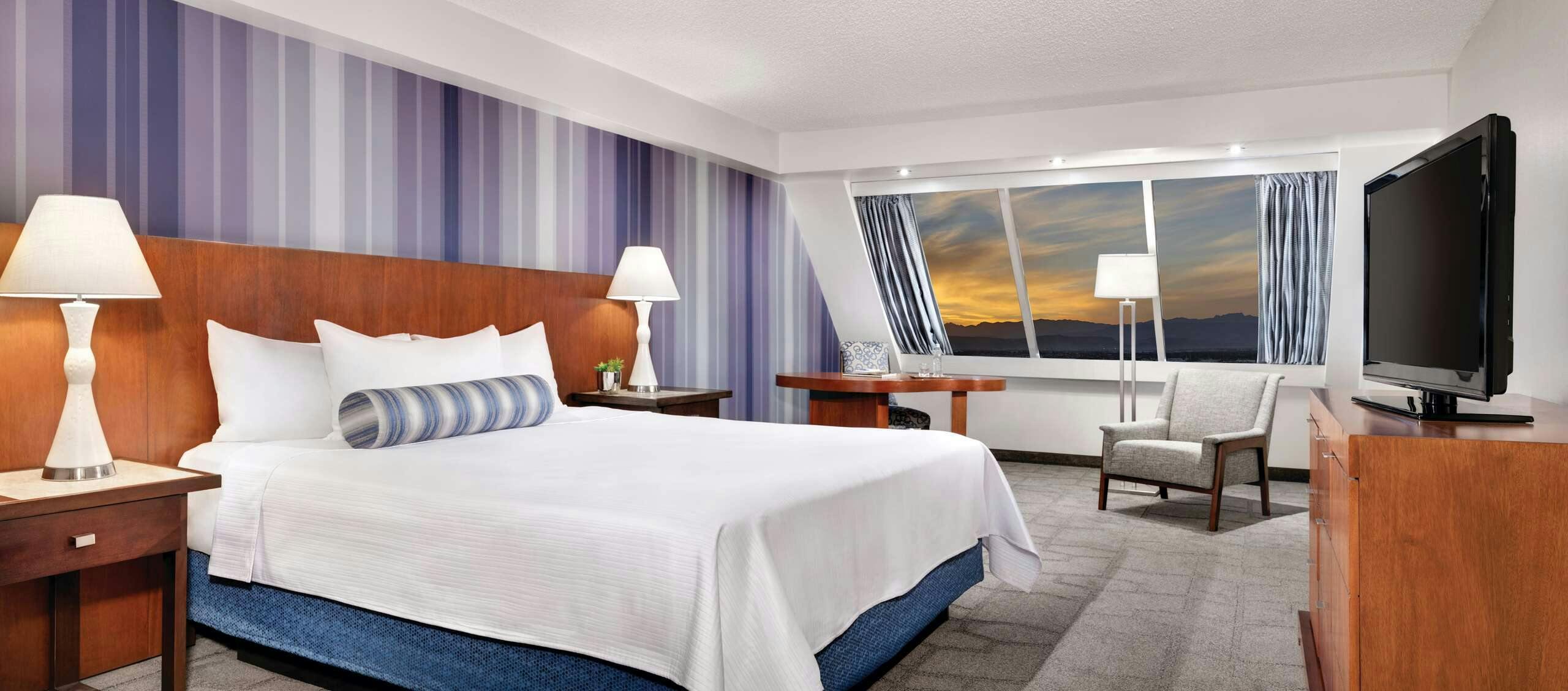 Hotel Luxor Hotel and Casino photo 1