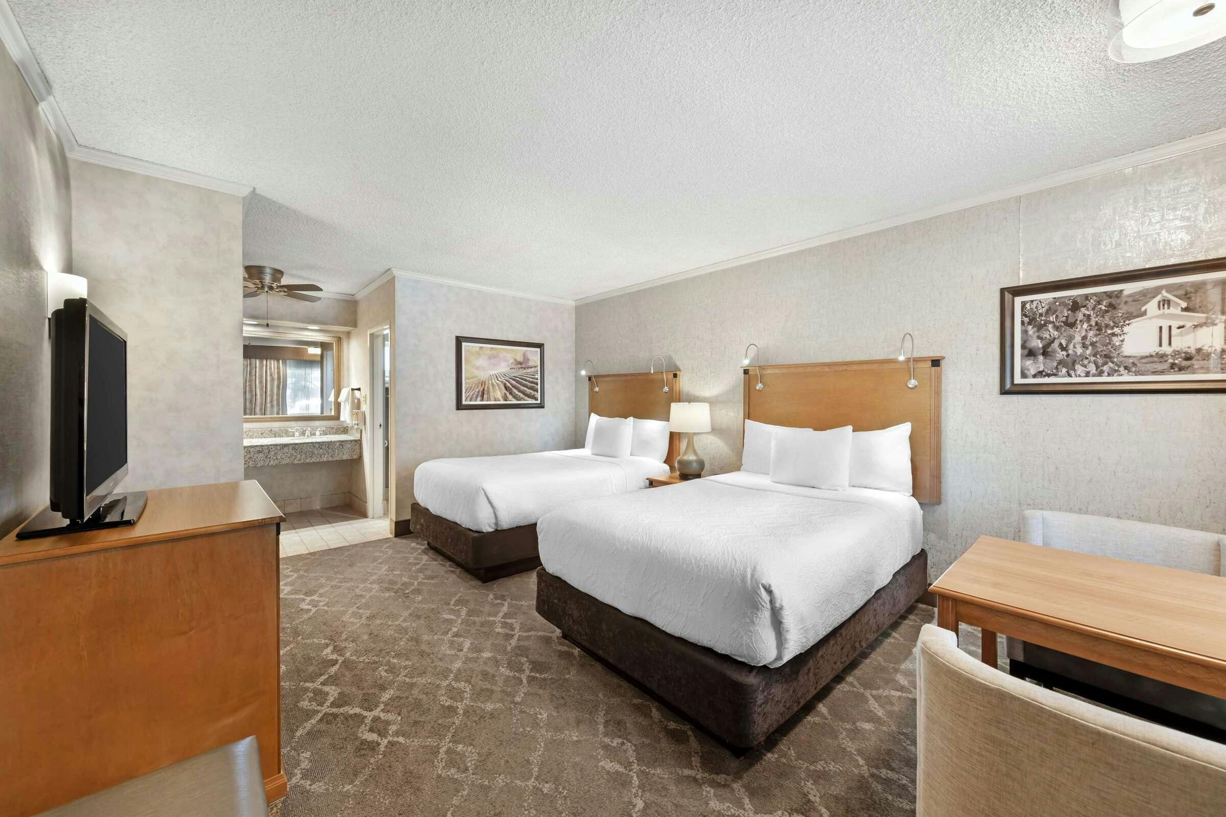 Hotel Best Western Plus Black Oak photo 3