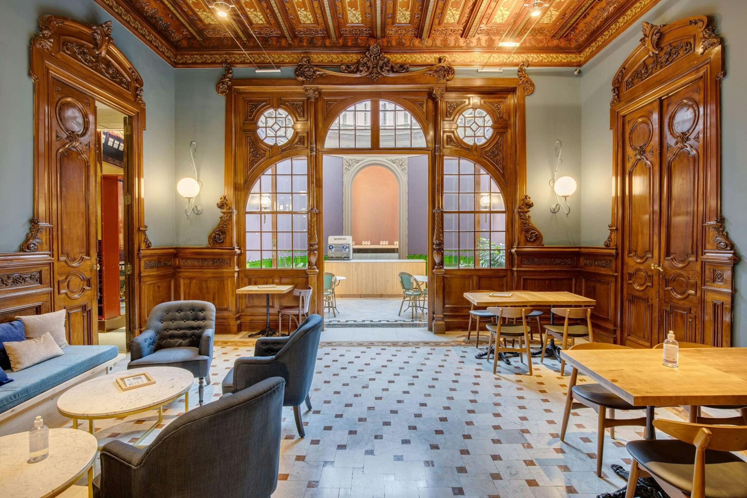 El Palauet Modernist Suites Barcelona