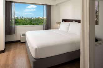 Hotel SpringHill Suites Fort Lauderdale Airport photo 1
