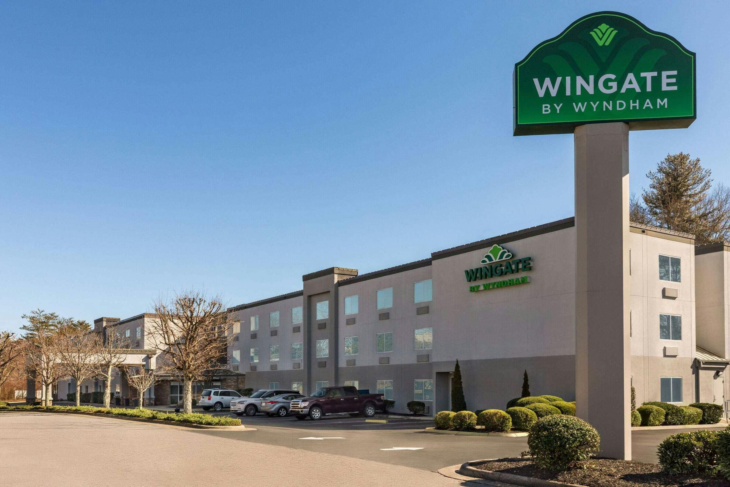 Hotel Wingate by Wyndham Fletcher at Asheville Airport photo 1