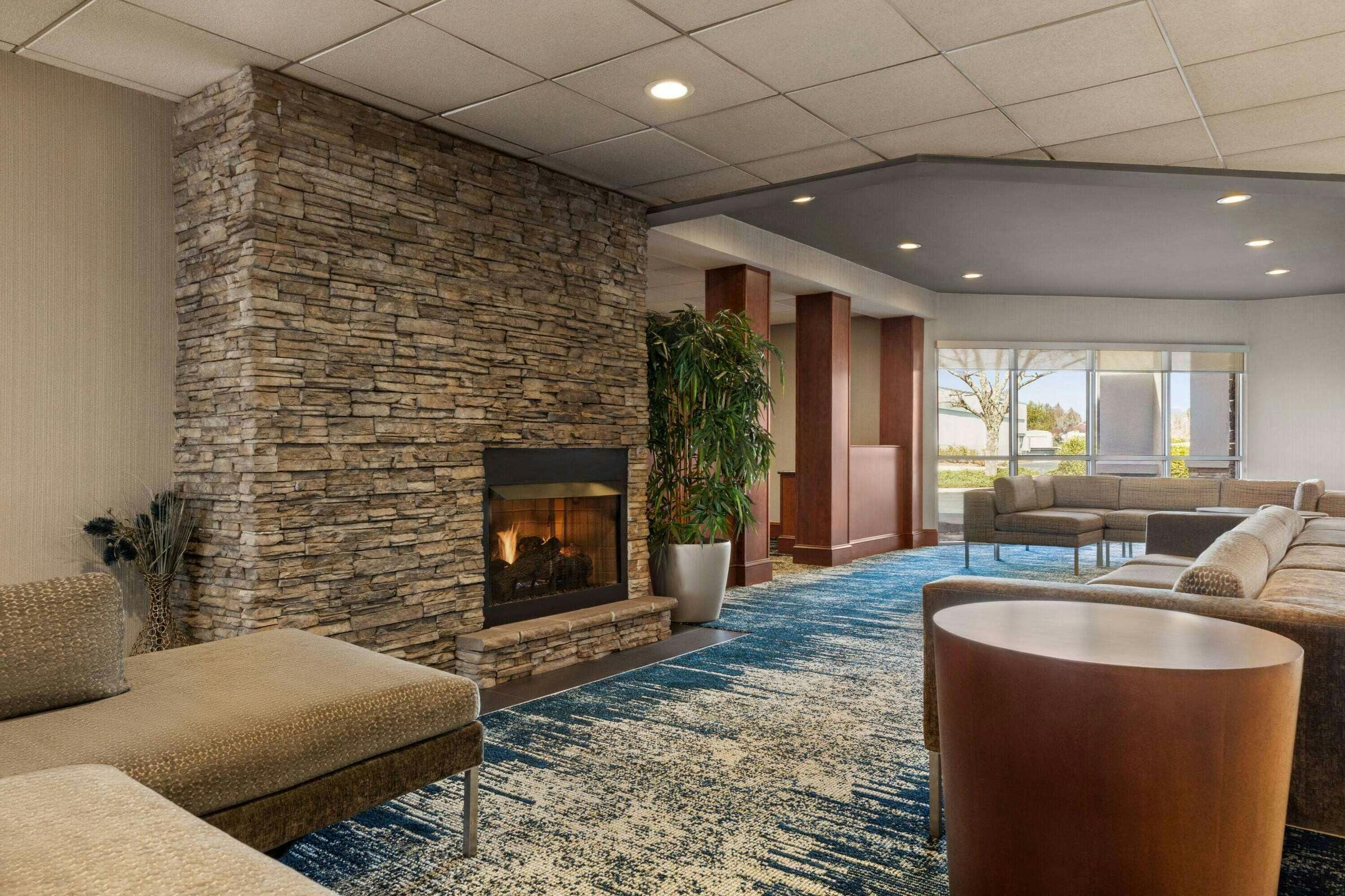 Hotel Wingate by Wyndham Fletcher at Asheville Airport photo 3