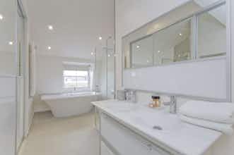 Hotel Nevern Place by Supercity Aparthotels photo 2