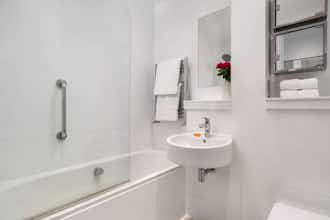 Hotel Nevern Place by Supercity Aparthotels photo 3