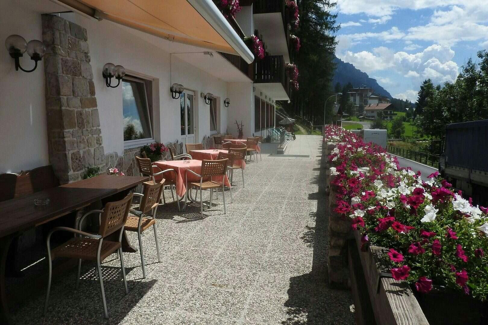 Hotel Hotel Des Alpes photo 3