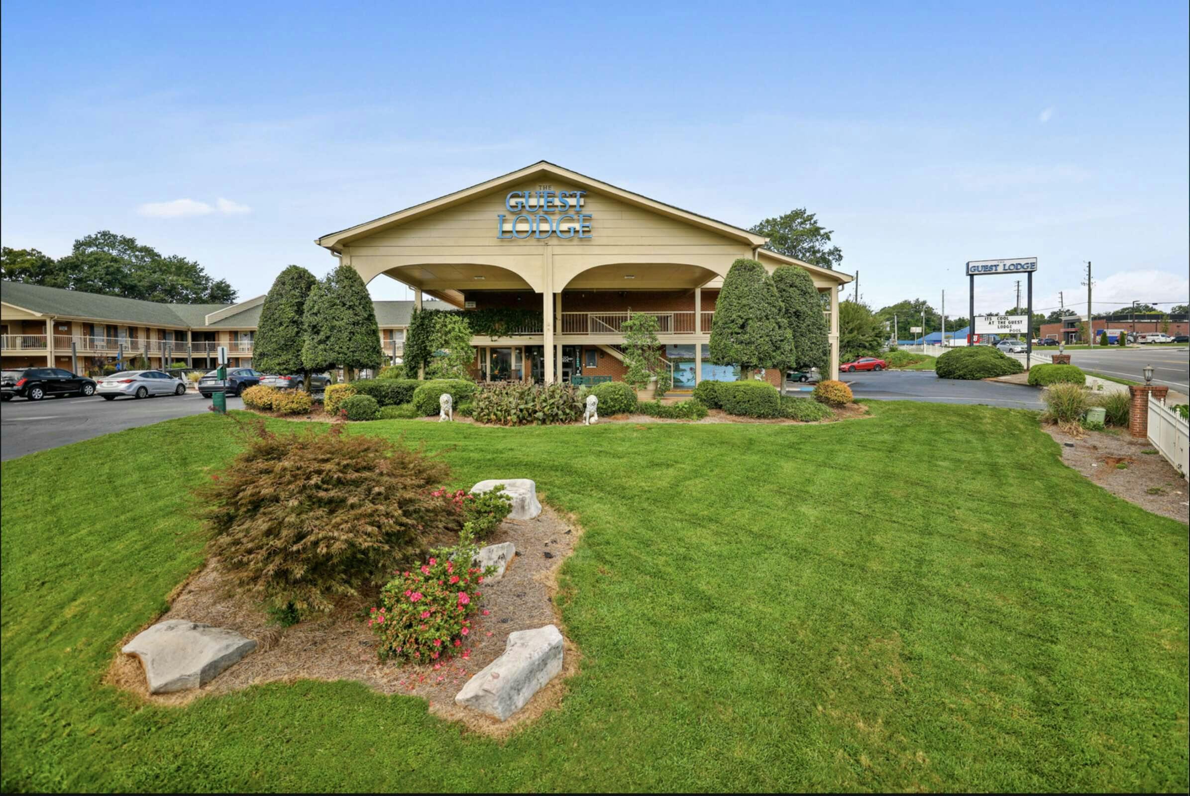 The Guest Lodge Gainesville