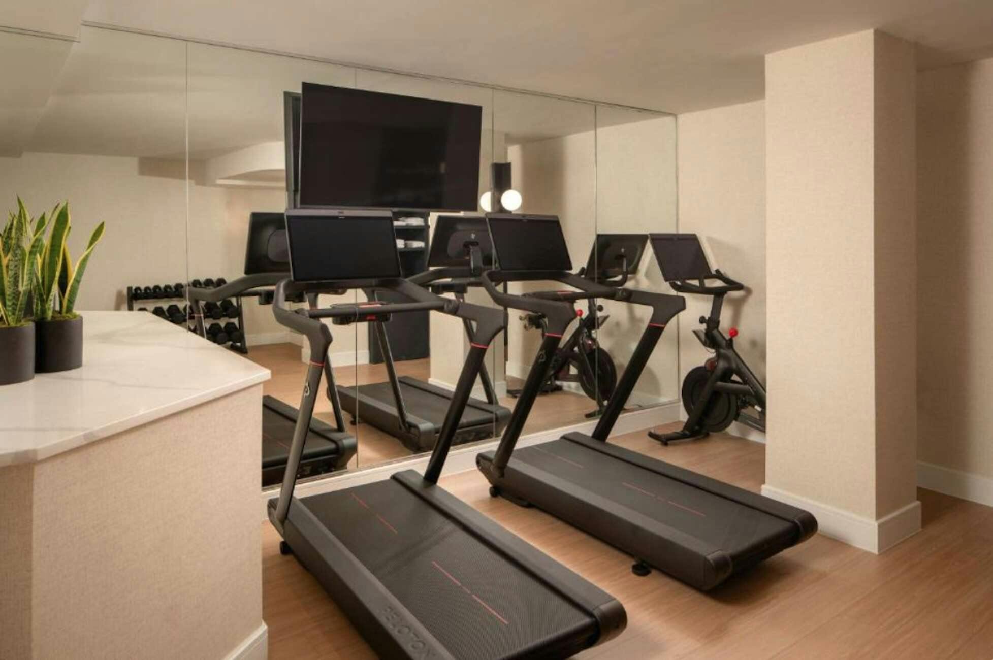 Hotel Aura Hotel Times Square photo 2