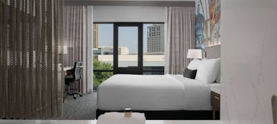 Hotel 43