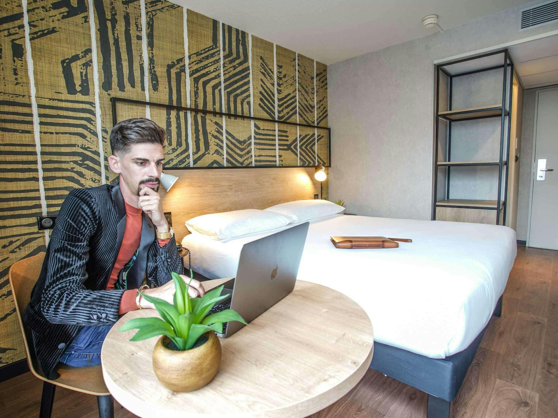 Hotel Hôtel Inn Design Tours photo 2
