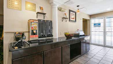 Hotel Best Western San Marcos photo 5