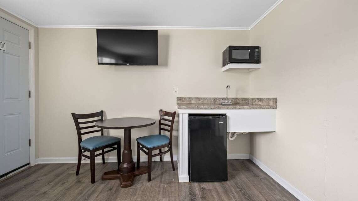 Hotel Madison Beach Motel photo 4