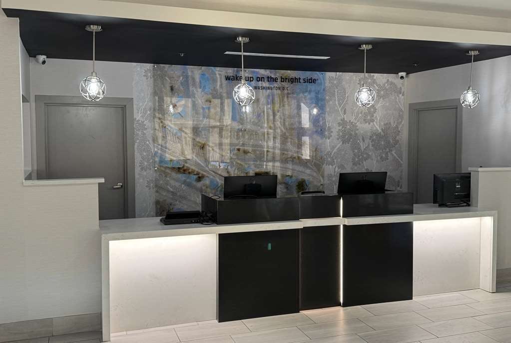 Hotel La Quinta Washington DC photo 1