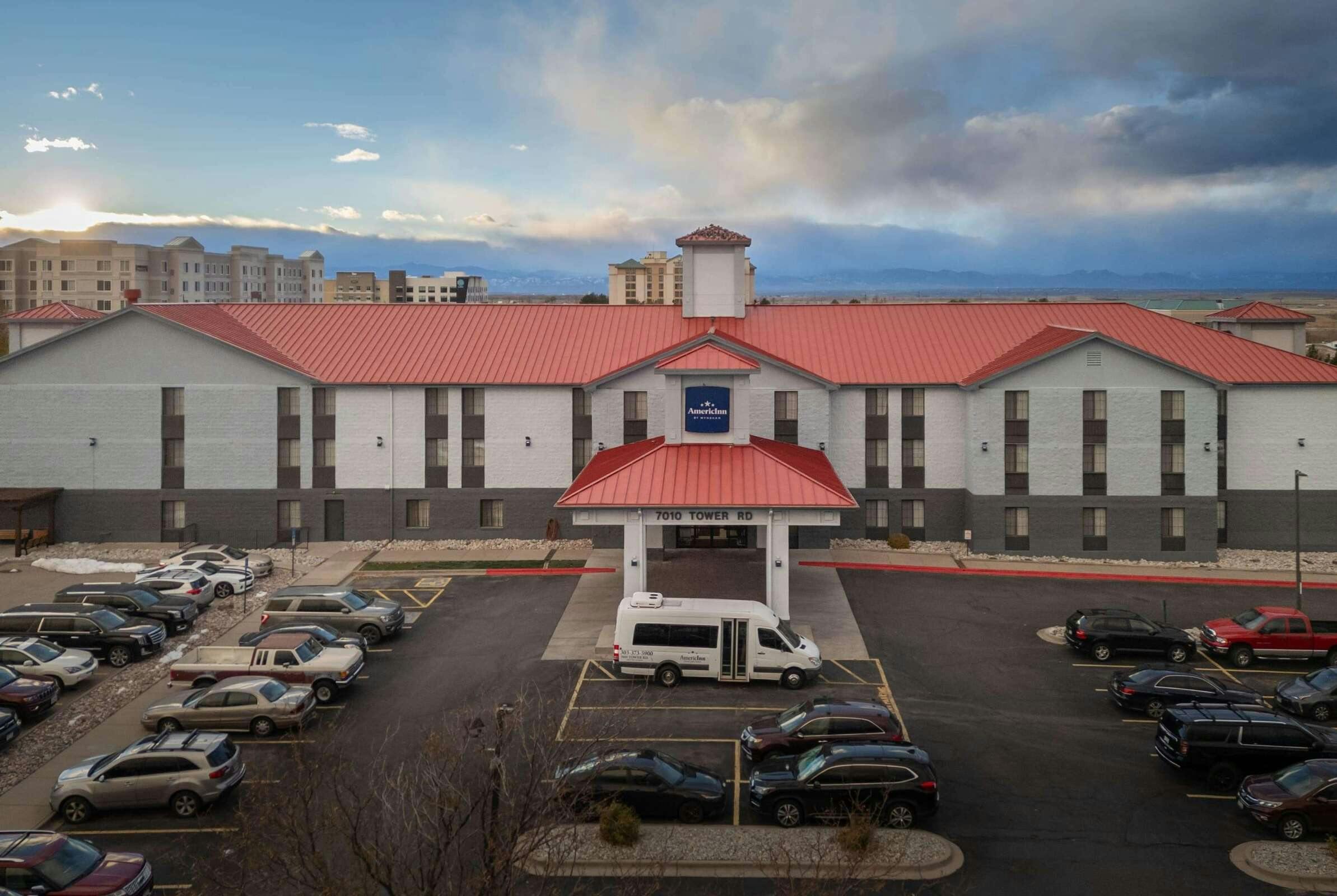 Hotel AmericInn DEN Apt photo 3