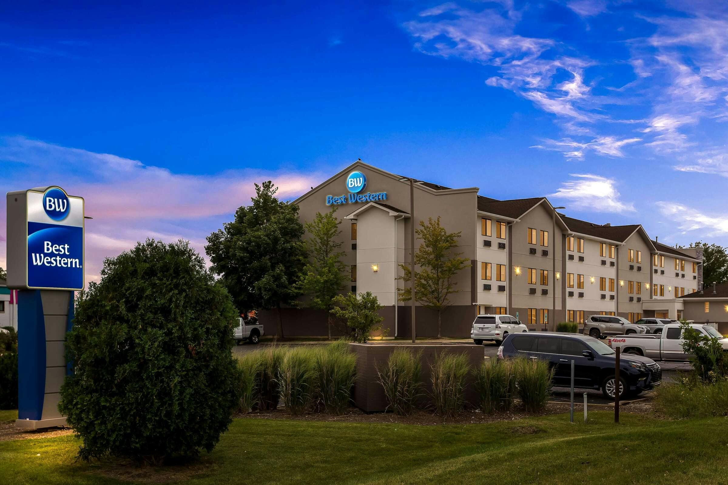 Best Western Oswego Hotel