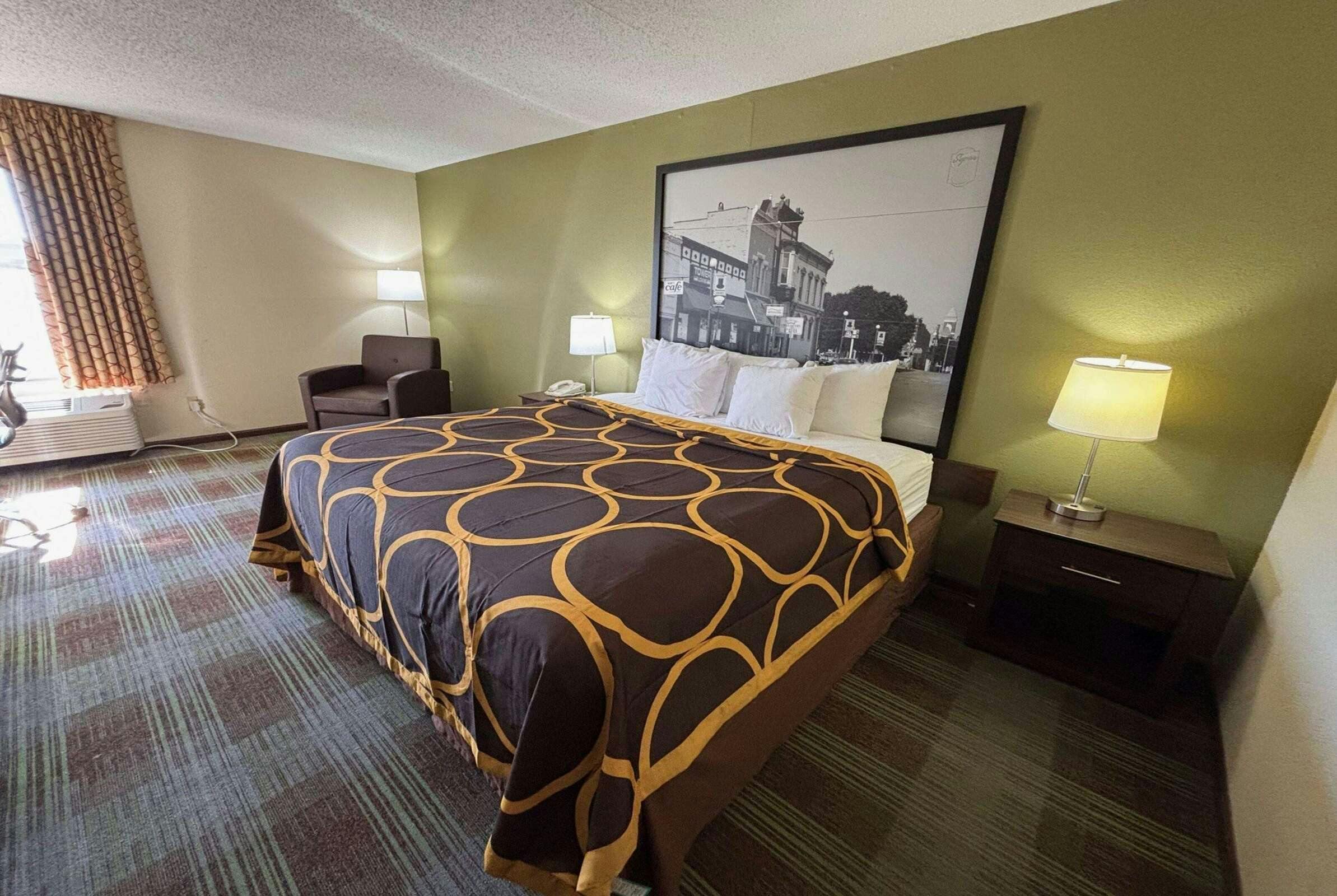 Hotel Super 8 by Wyndham Lincoln IL photo 4