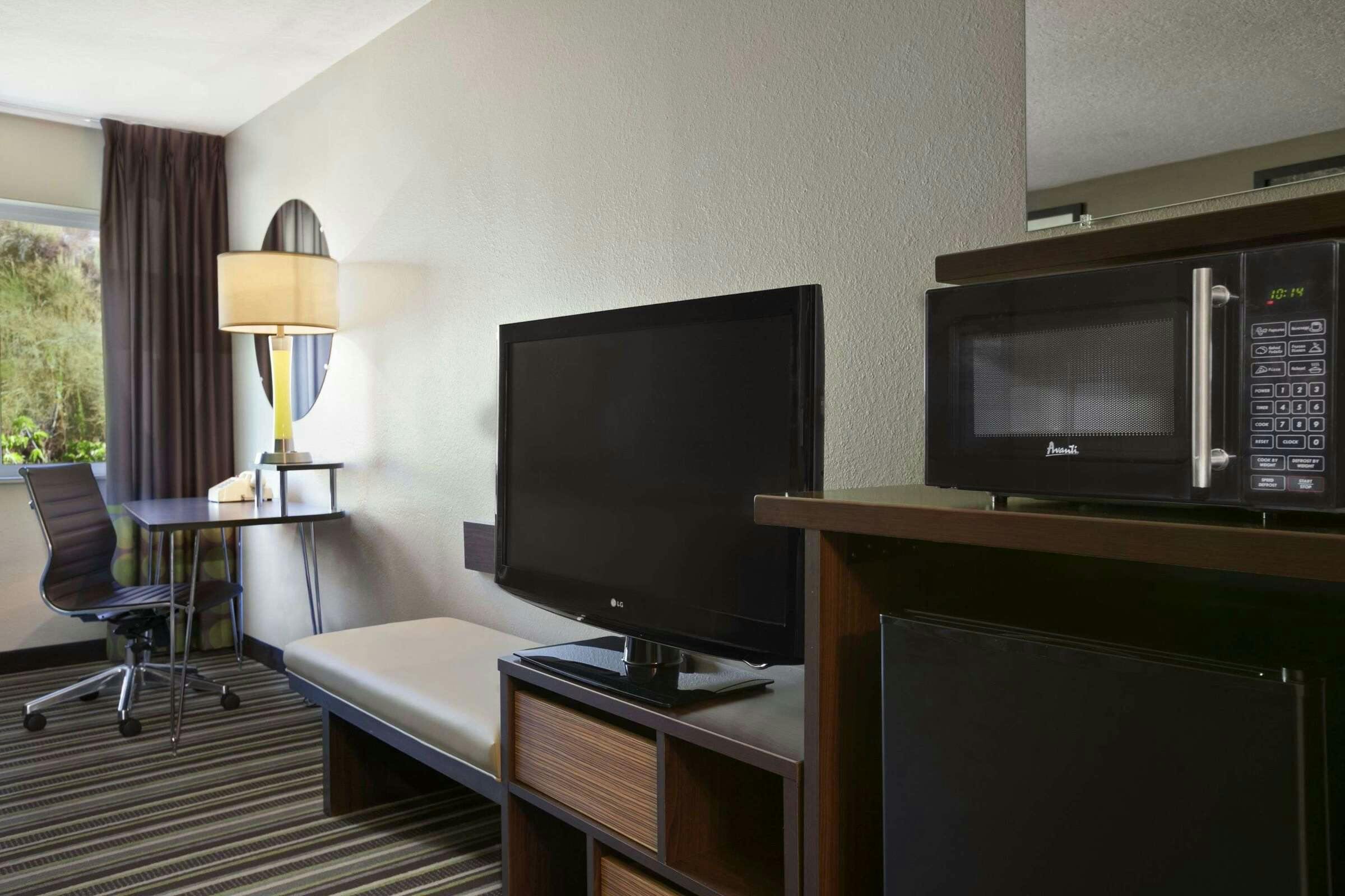 Hotel Super 8 Pocatello photo 1