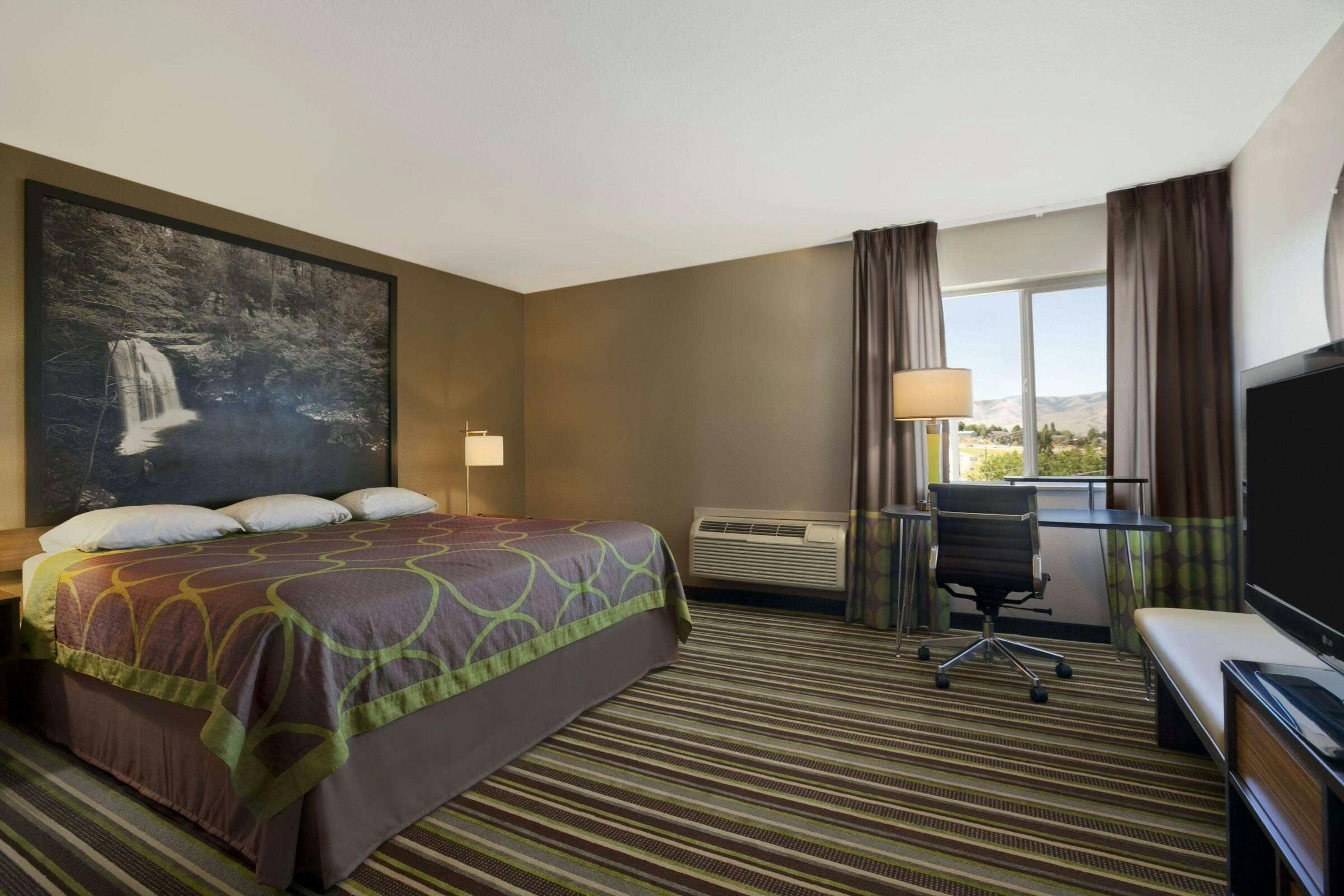 Hotel Super 8 Pocatello photo 2