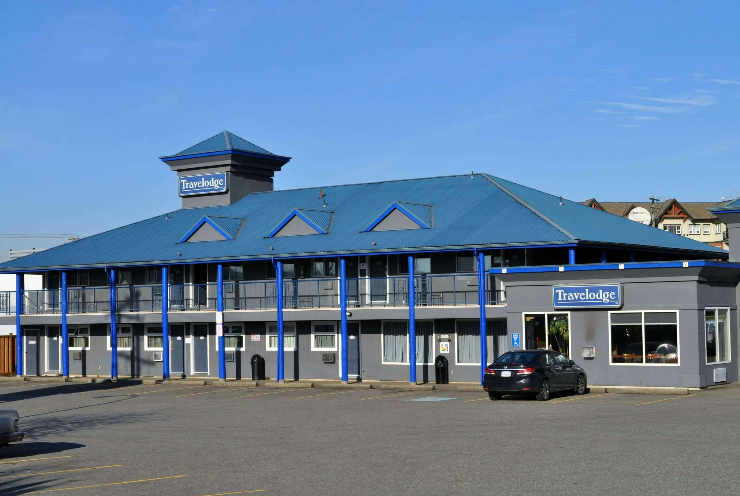 Hotel Travelodge by Wyndham Langley photo 1