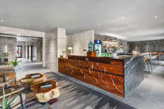 Hotel Wolfe's Moab photo 2