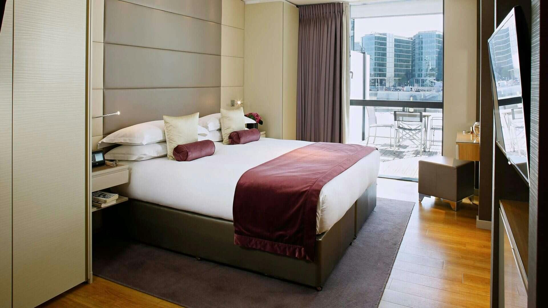 Hotel Cheval Three Quays photo 1