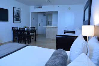 Hotel New Point Miami photo 1