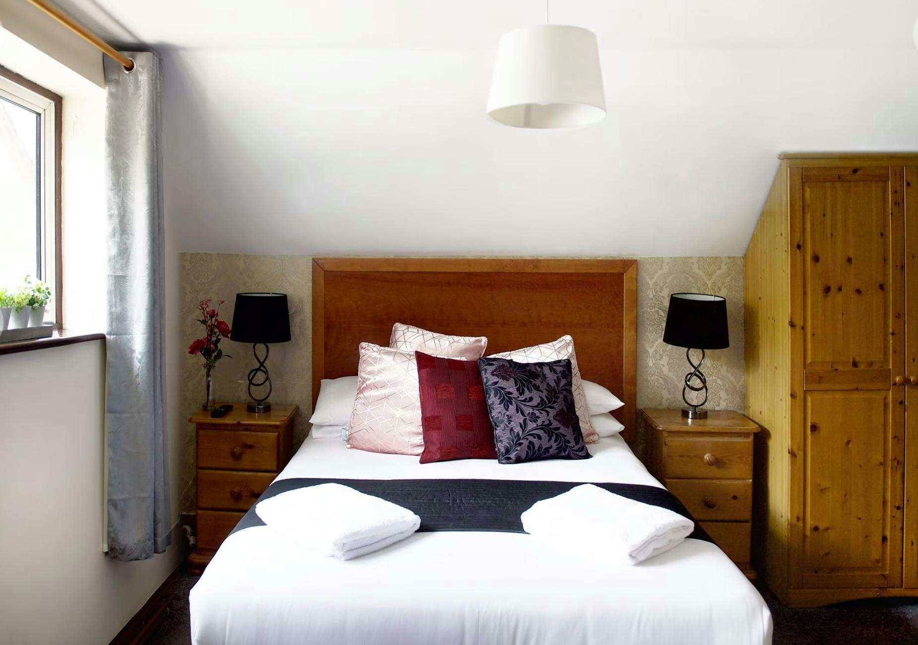 Hotel Little Foxes Hotel Gatwick photo 2