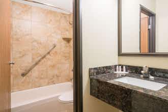 Hotel Days Inn & Suites by Wyndham Baxter Brainerd Area photo 4