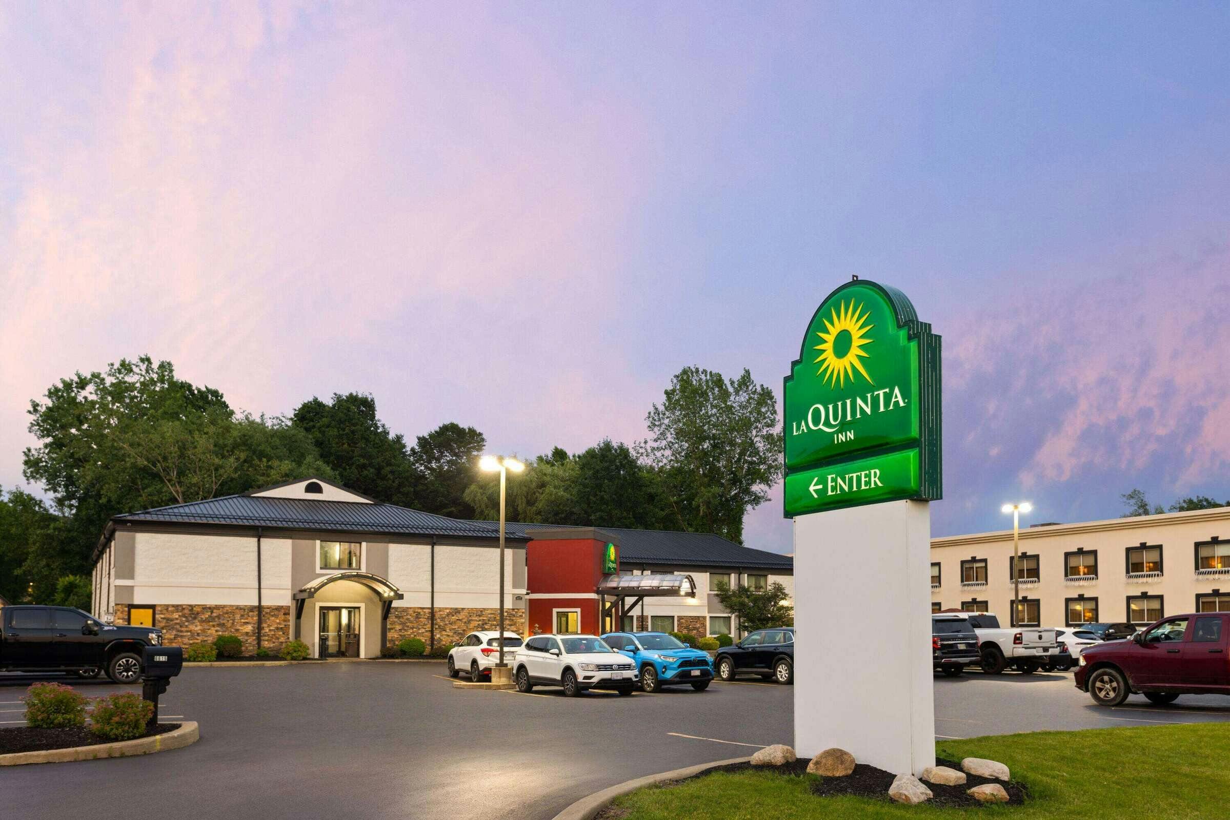 Hotel La Quinta Inn Buffalo AP photo 3