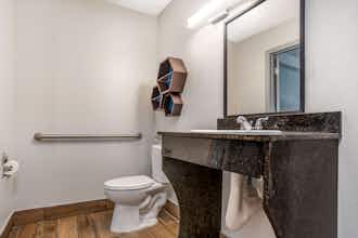 Hotel HomeTowne Studios by Red Roof Montgomery - Midtown photo 5