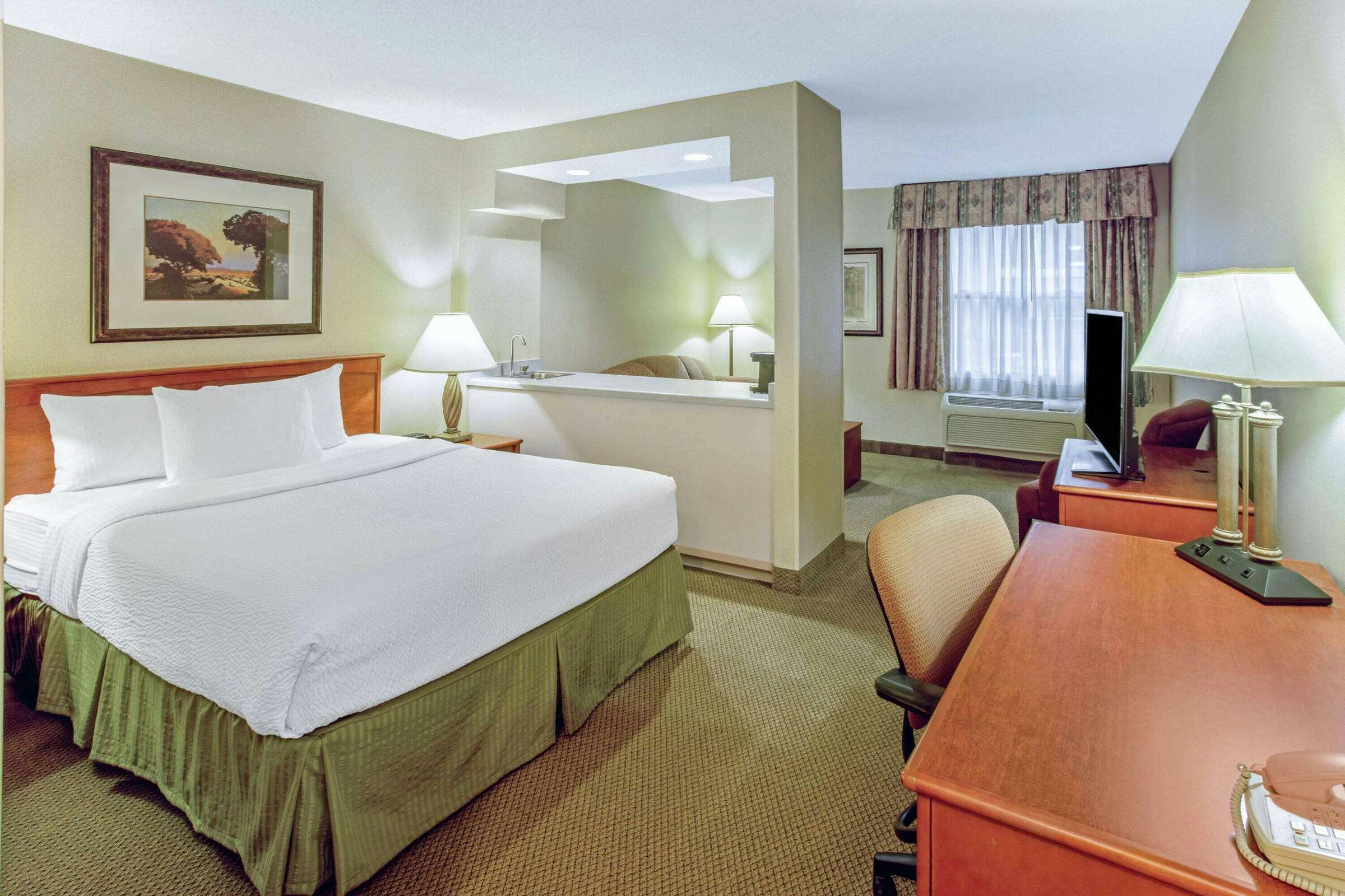 Hotel La Quinta Inn Ste Appleton photo 5