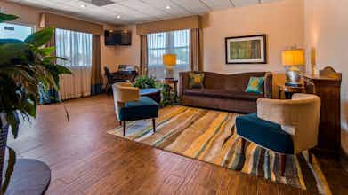 Hotel SureStay Hotel by Best Western Ottawa photo 1