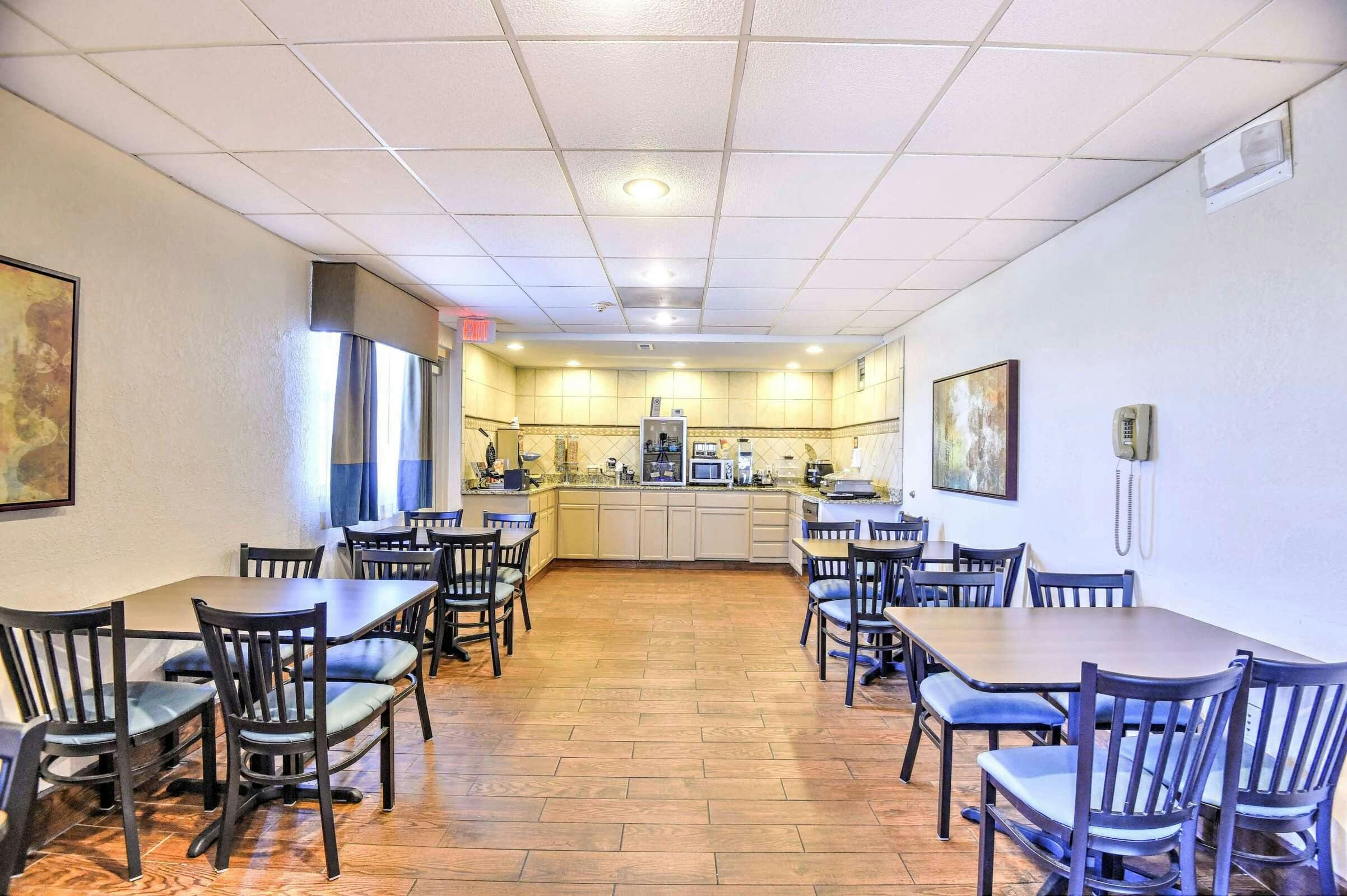 Hotel SureStay Hotel by Best Western Ottawa photo 5