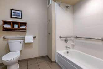Hotel Comfort Inn & Suites Coeur d'Alene, ID photo 4