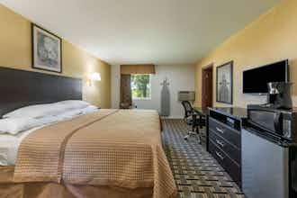 Hotel Super 8 by Wyndham Higginsville photo 4