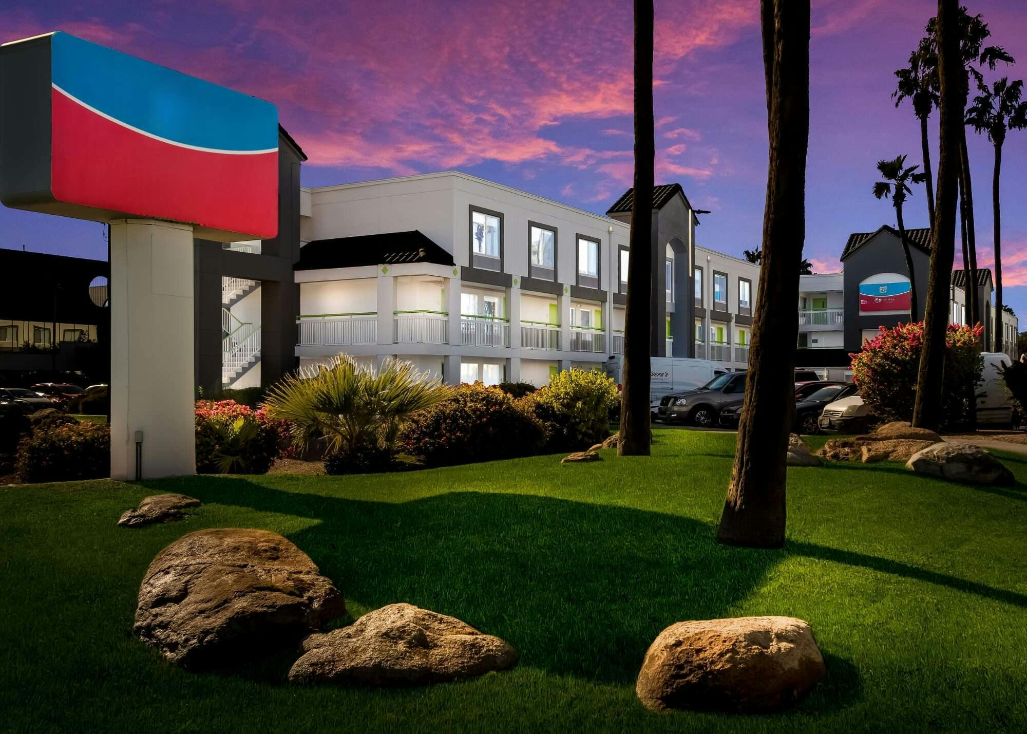 Revival Scottsdale Studios