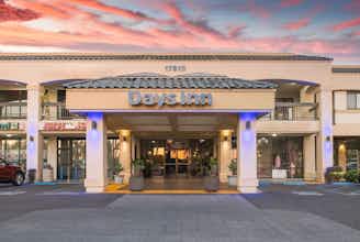 Hotel Days Inn & Suites by Wyndham Artesia photo 2