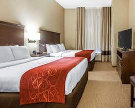 Hotel Comfort Suites Marietta-Parkersburg photo 1